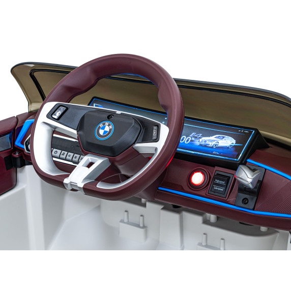 Elektrické autíčko BMW i4 - biele