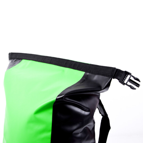 Vodeodolný batoh 25 l AGA DS1505-APPLE GREEN - jablkovo zelený